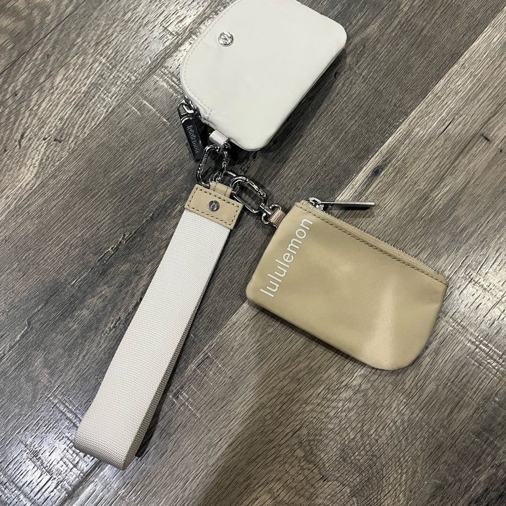 Lulumelon coin purse/keychain